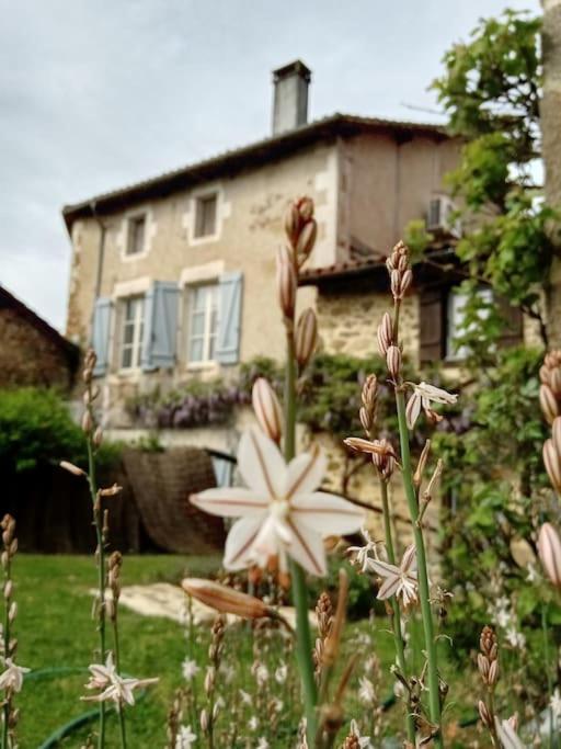 La Poste Saulgond Villa Exterior foto