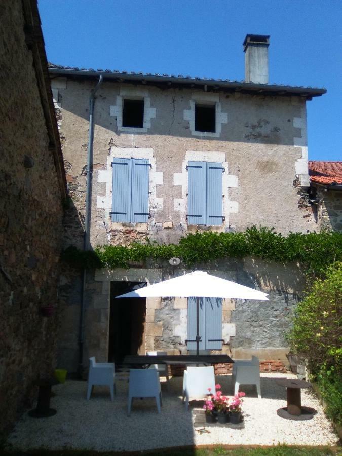 La Poste Saulgond Villa Exterior foto